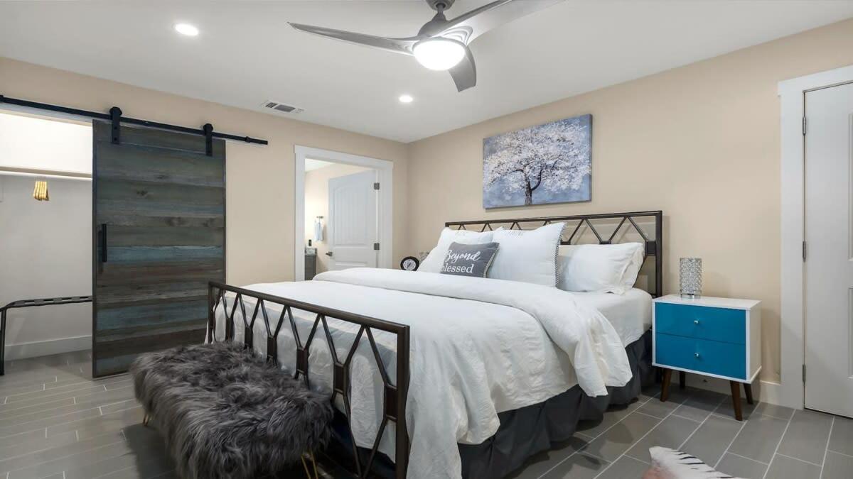Blumenhaus Sleeps 6 Full Kitchen Plus Hot Tub 프레드릭스버그 외부 사진